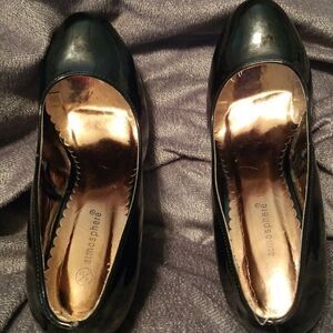 🦋3/$15💰Black Heels